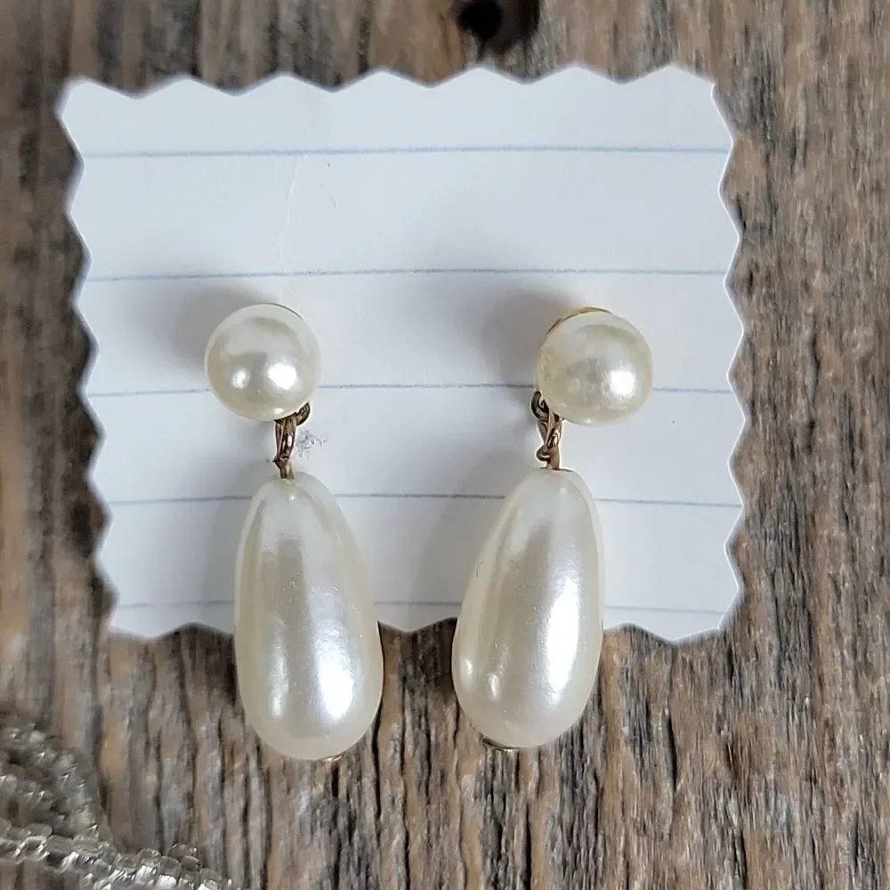 Pearl jewelry bundle 3 pieces